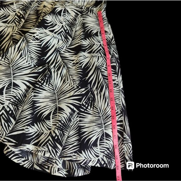VINTAGE H&M Palm Leaf Print Halter Dress Black and White Flair Skirt fully lined - Picture 14 of 14
